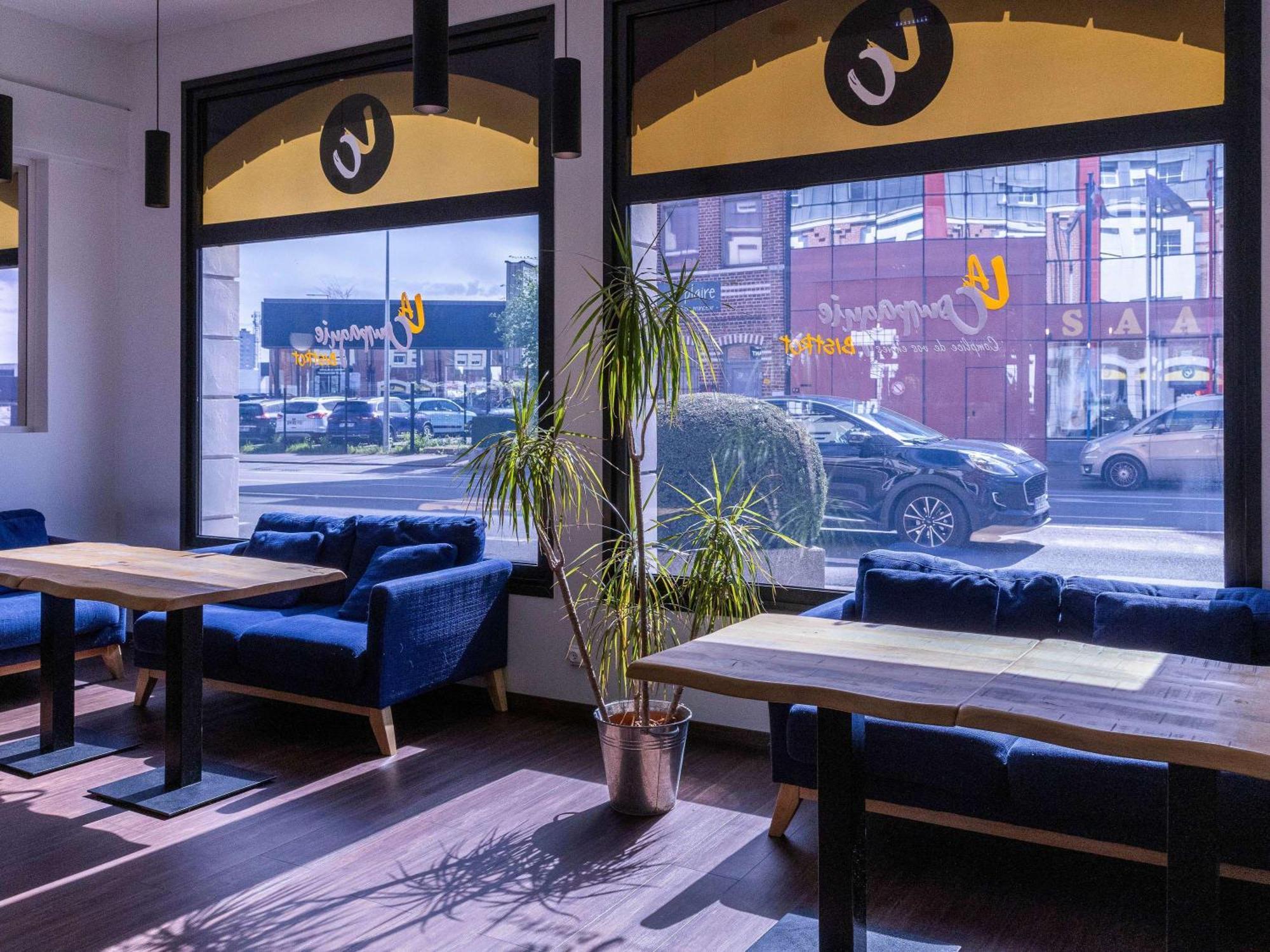 Отель Ibis Lille Lomme Centre Экстерьер фото