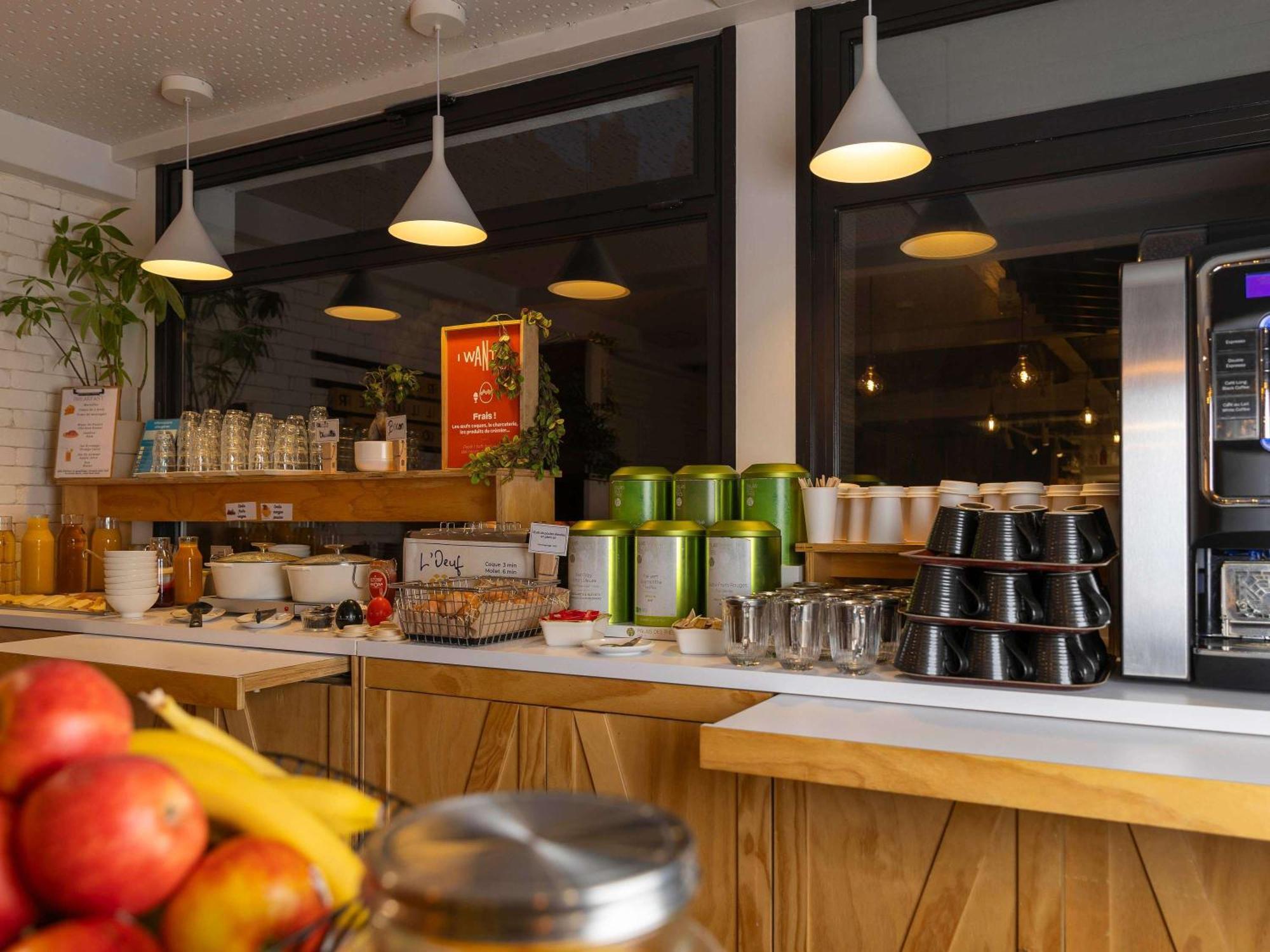 Отель Ibis Lille Lomme Centre Экстерьер фото