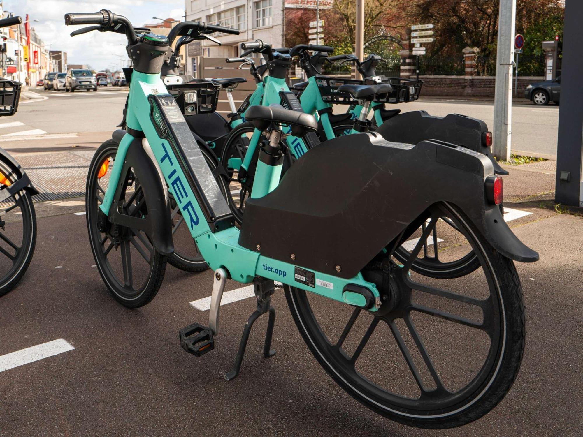 Отель Ibis Lille Lomme Centre Экстерьер фото