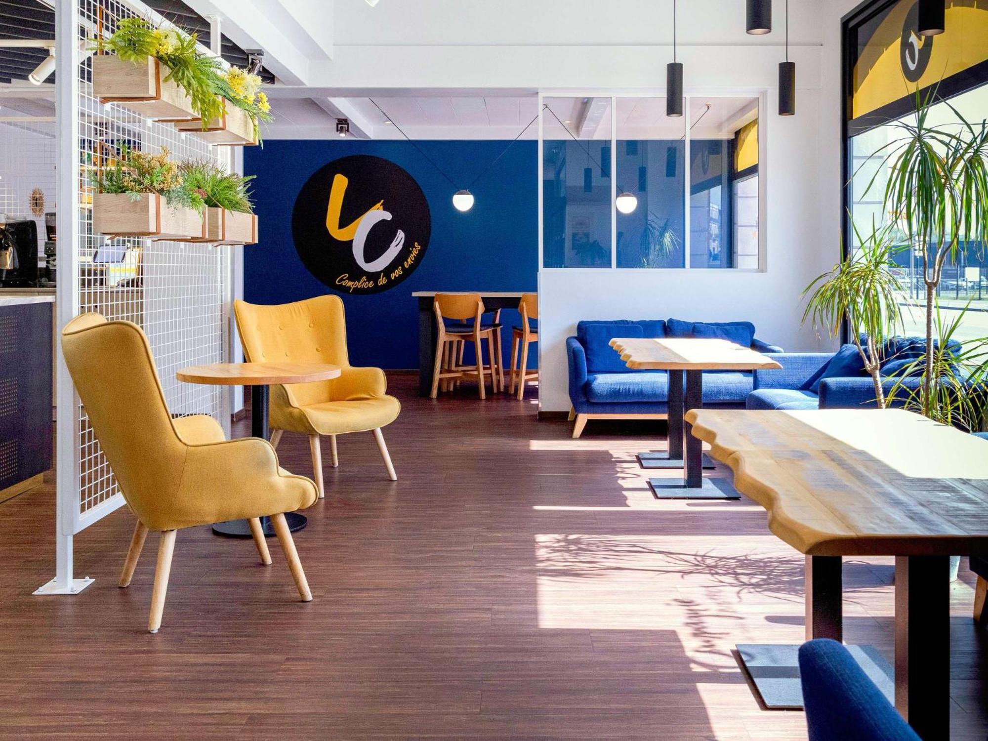Отель Ibis Lille Lomme Centre Экстерьер фото